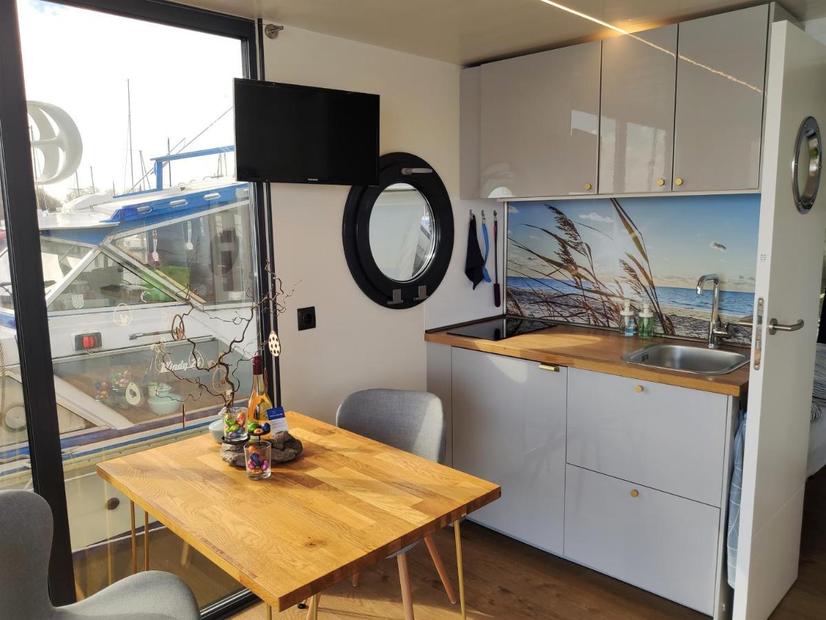 Hausboot Hilja Hotell Schleswig Exteriör bild