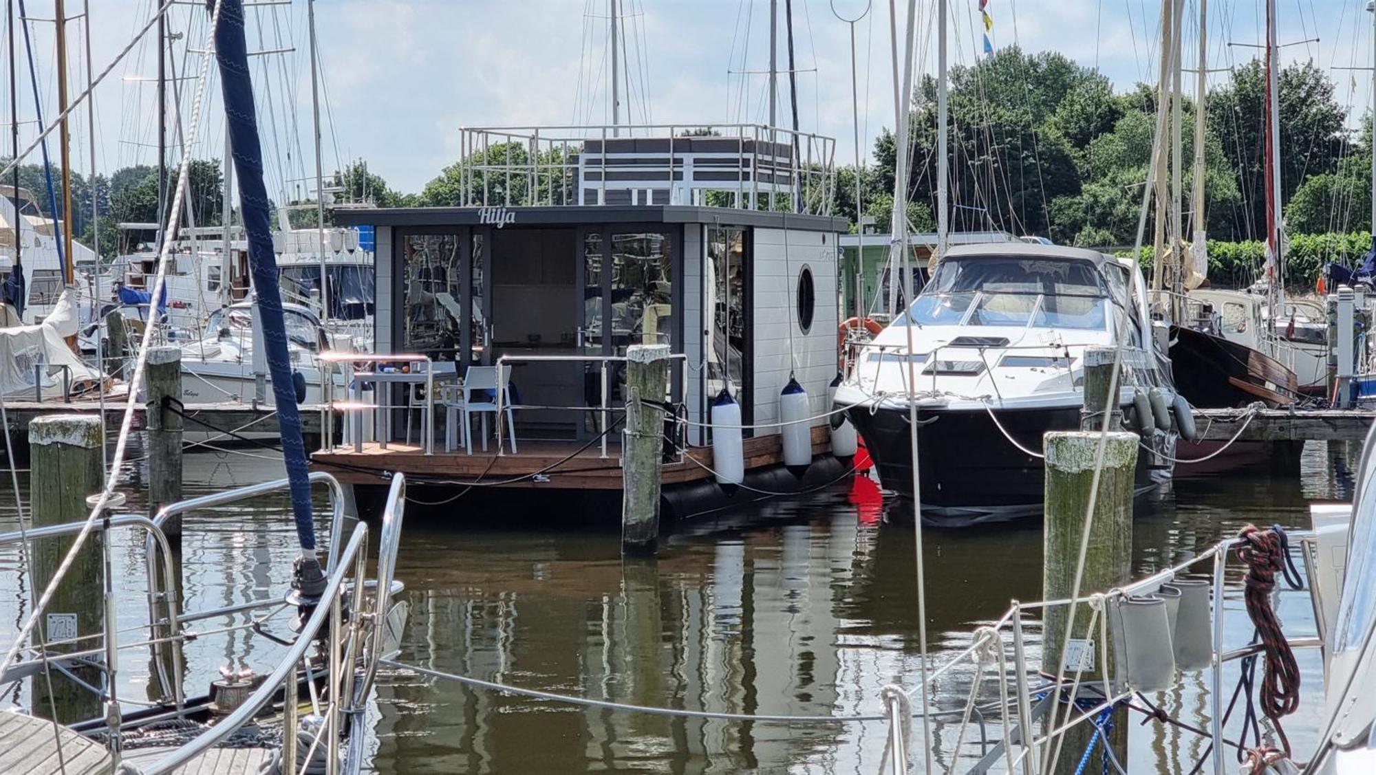 Hausboot Hilja Hotell Schleswig Exteriör bild